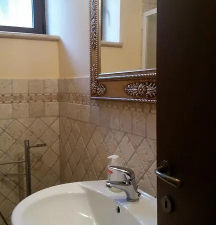 Donatella Apartman *
